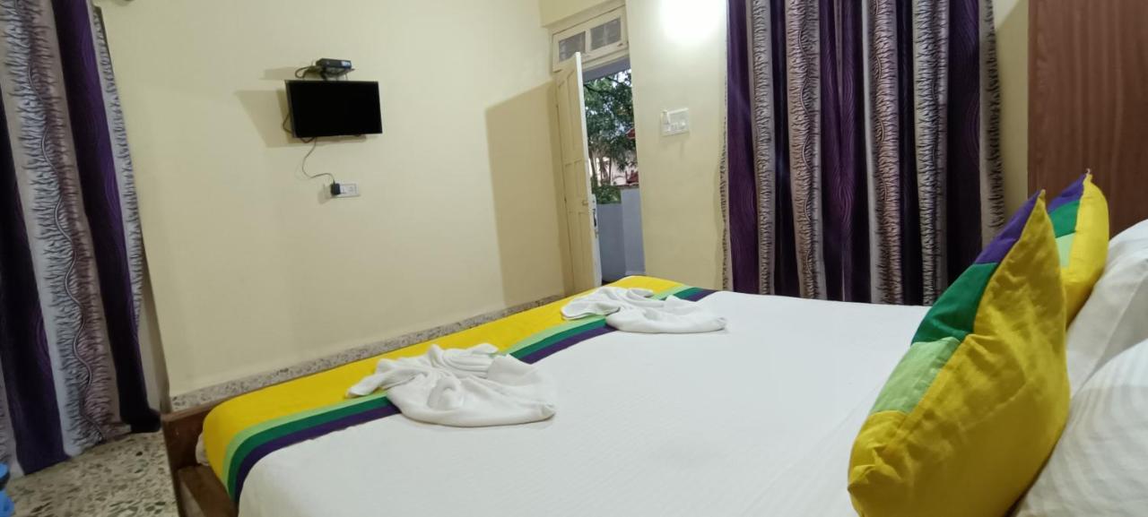 Jack'S Calangute Place Hotel Buitenkant foto