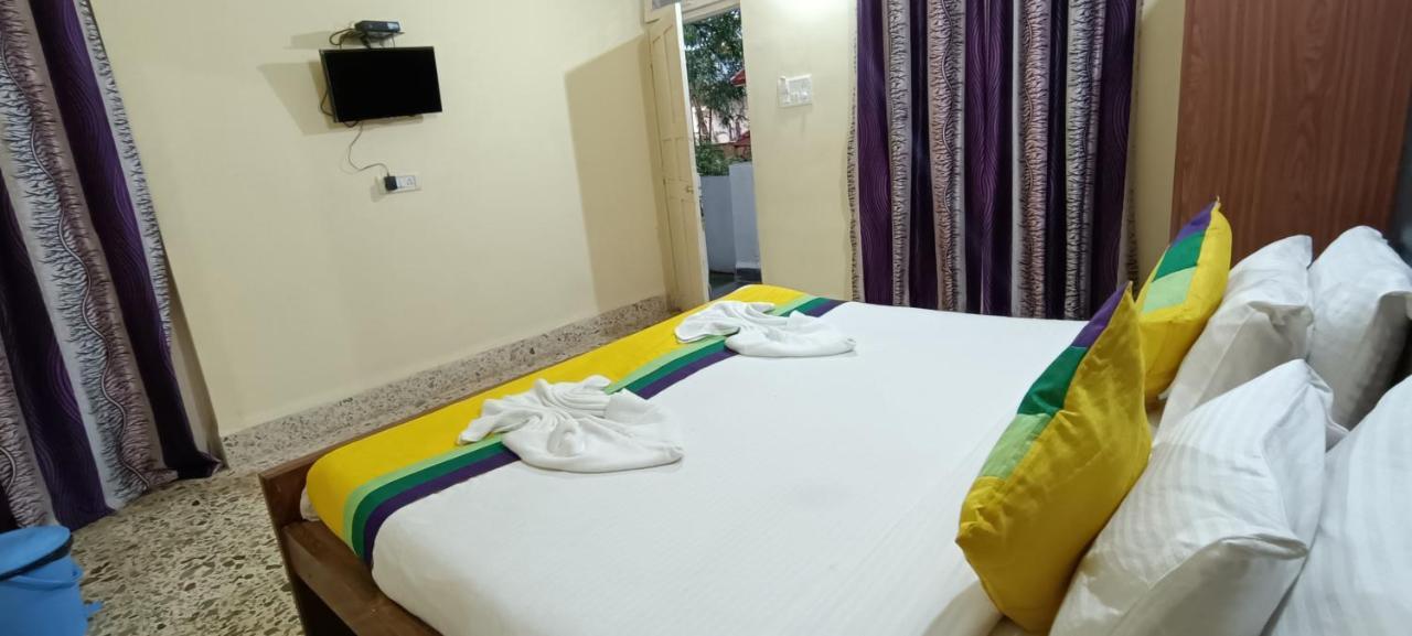 Jack'S Calangute Place Hotel Buitenkant foto