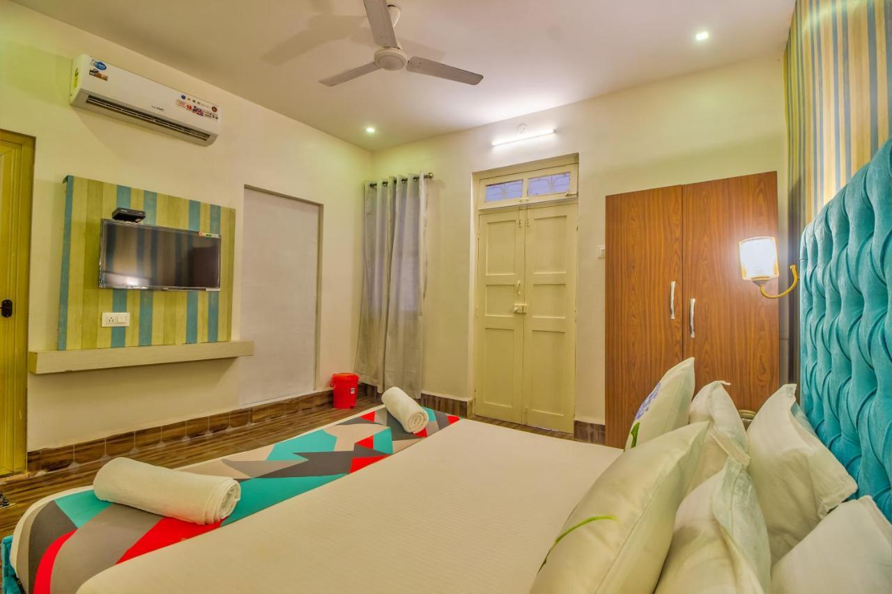 Jack'S Calangute Place Hotel Buitenkant foto
