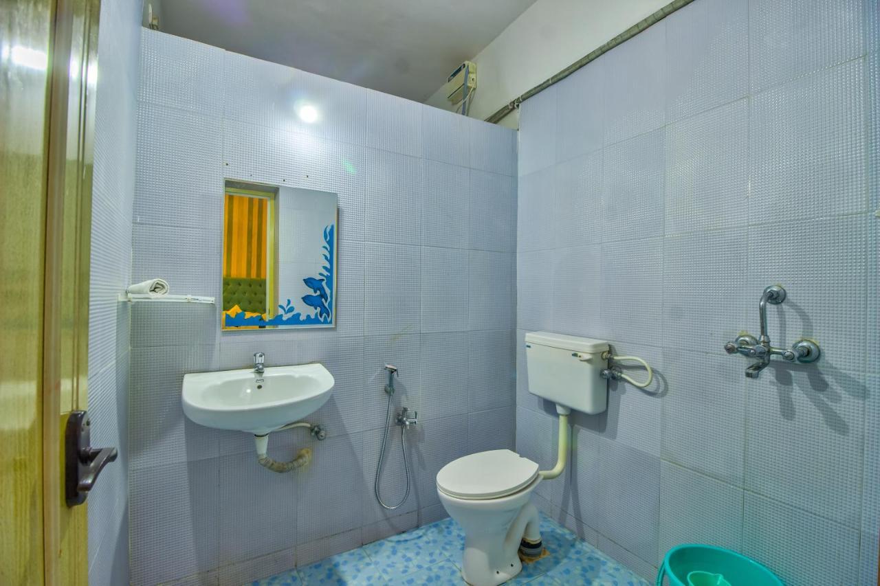 Jack'S Calangute Place Hotel Buitenkant foto
