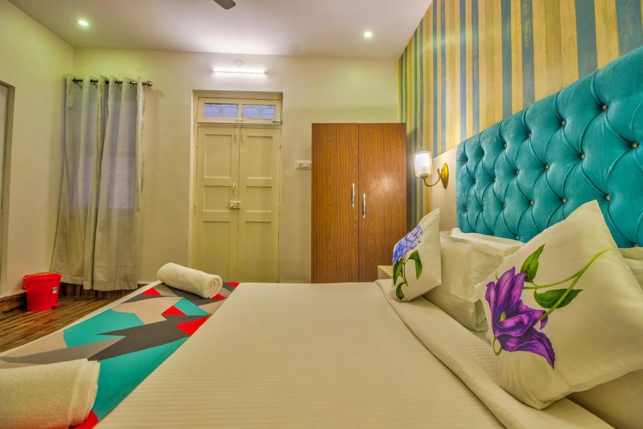 Jack'S Calangute Place Hotel Buitenkant foto